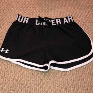 Kids Medium Black Under Armour Shorts